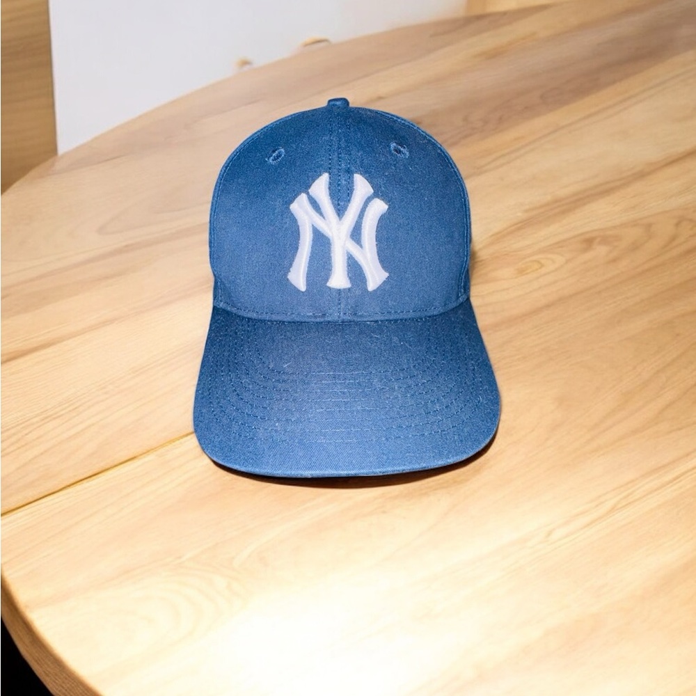 OC Sports New York Yankees Dad Hat Adjustable One Size Blue EUC
